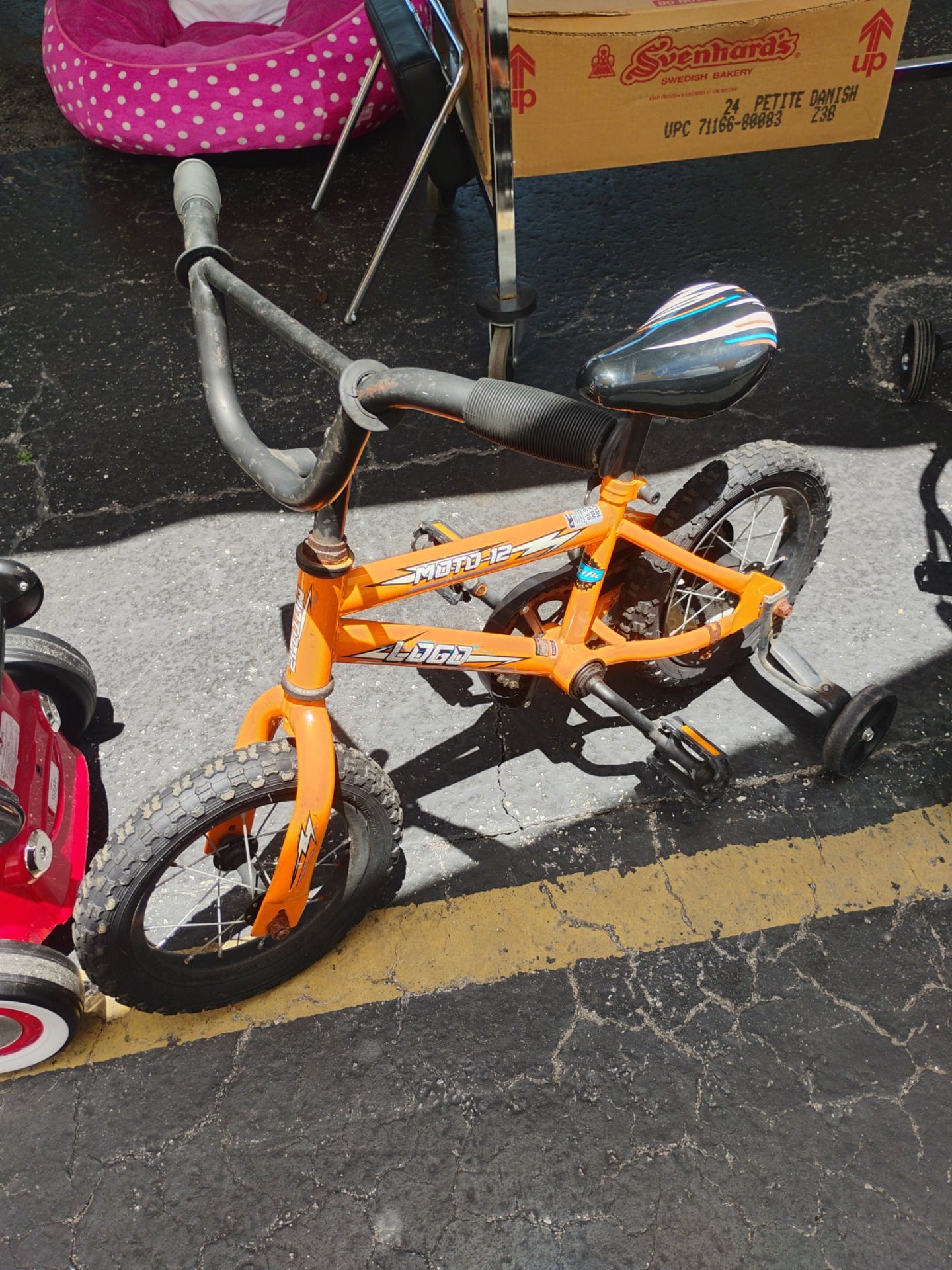 Moto 12 Logo kids bike