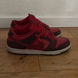 cherry sb dunk 