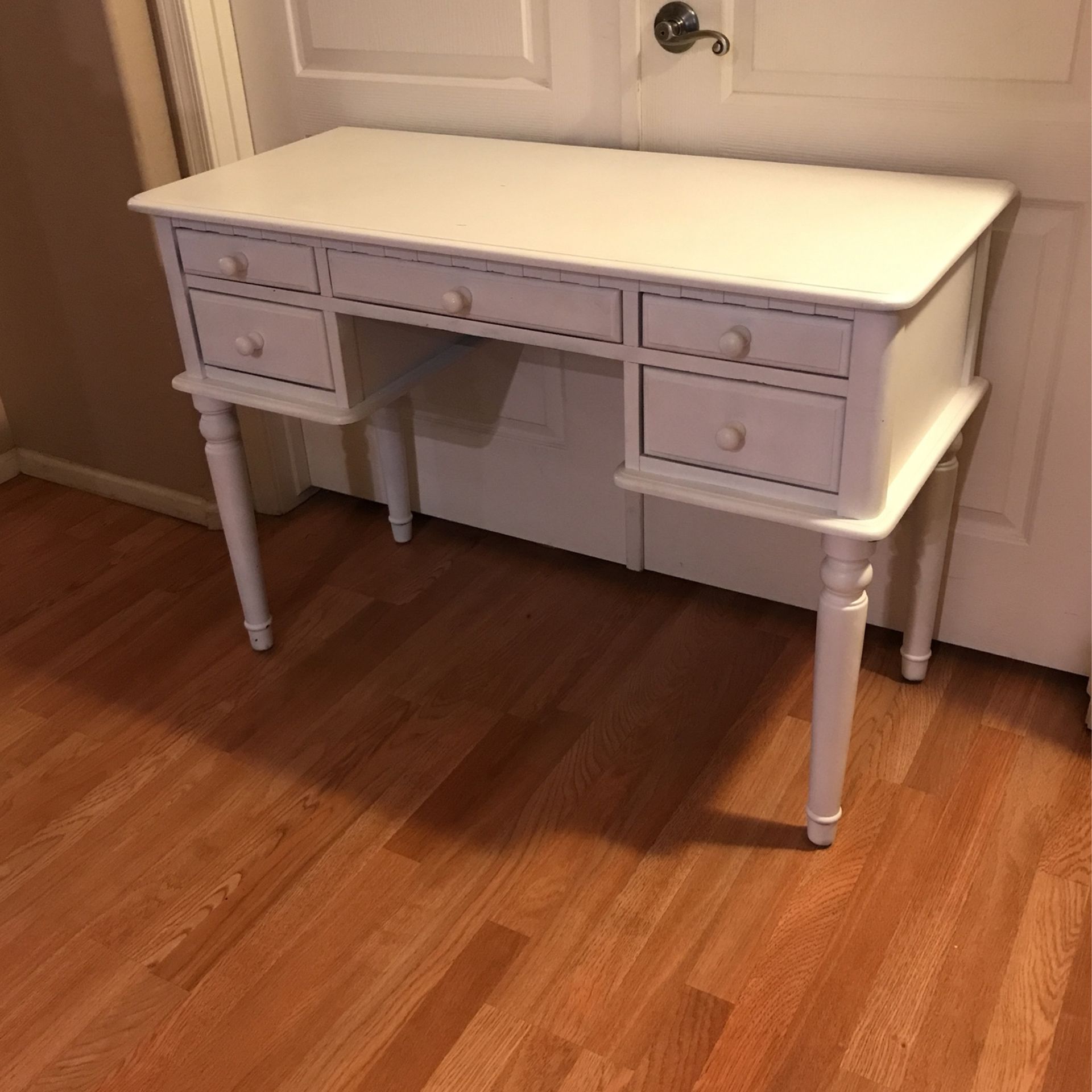 Desk Or Makeup Vanity