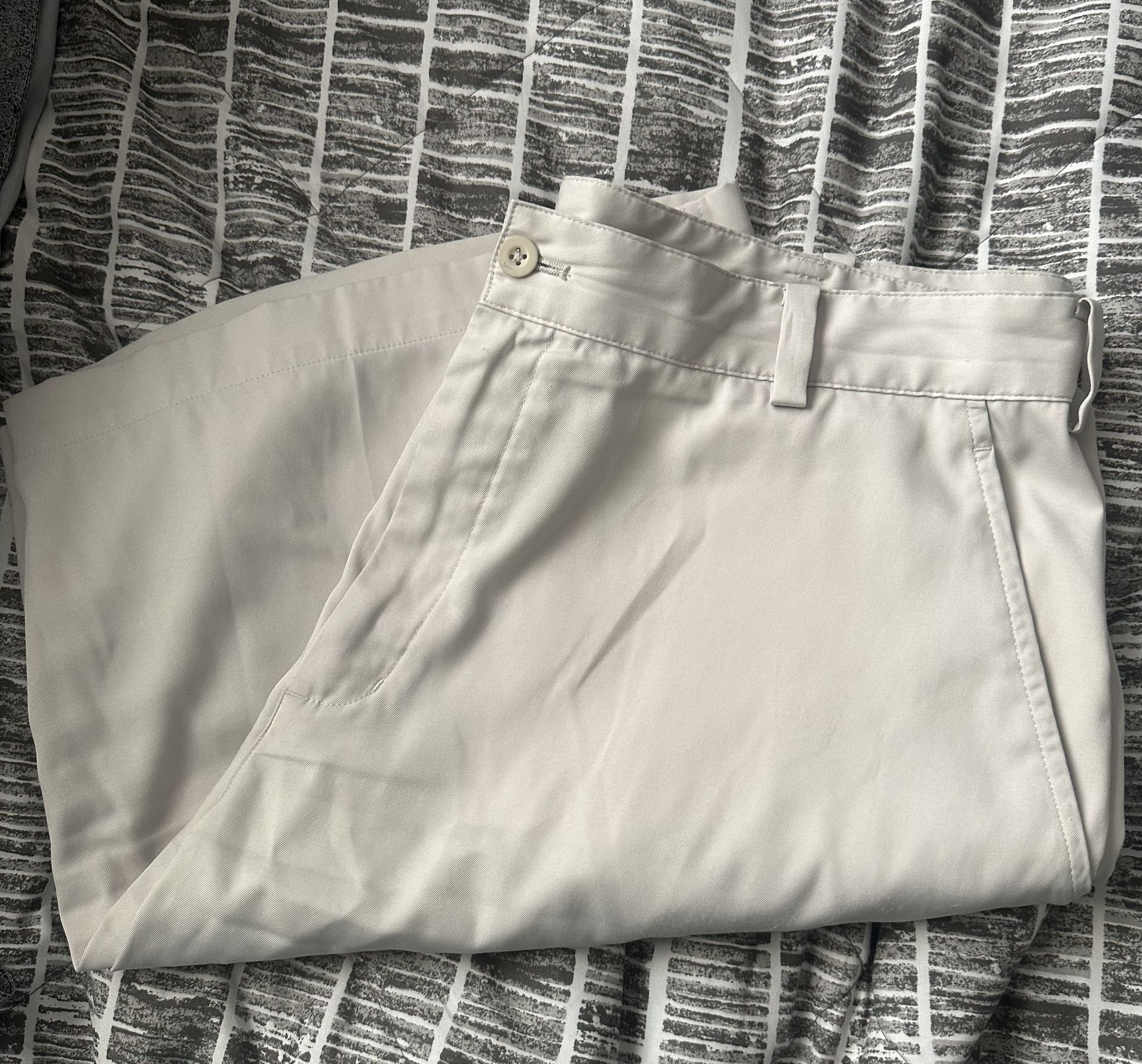 Nike Golf Shorts. Size 36. Dry Fit.