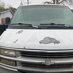 1999 Chevrolet Express
