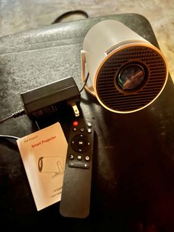 Smart projector Android 14 8K support