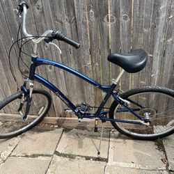 Electra - Townie 21  26” wheel  Cruiser bike  (BLUE) 3x7 gearing  Front suspension  