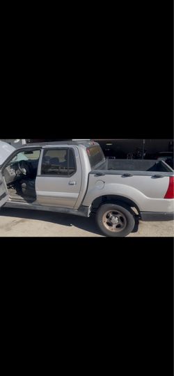 2003 Ford Explorer Sport Trac
