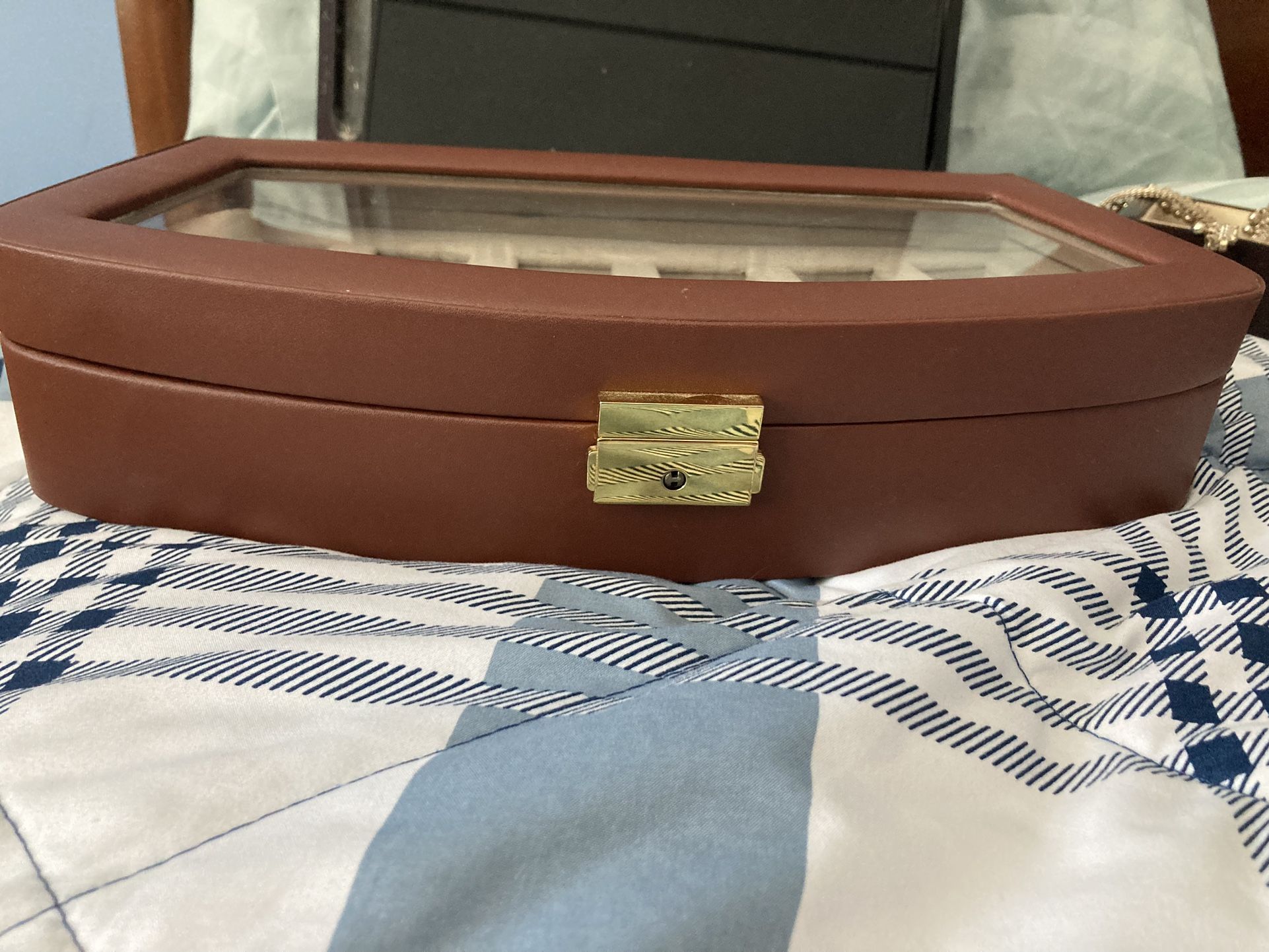 Tech Swiss watch box