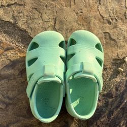 Ten Little Splash Sandals Size 9