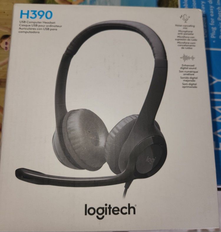 Logitech H390 Black USB Wired Noise-Canceling Headset Brand new never used