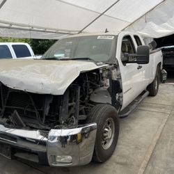 Chevrolet Silverado Part Out
