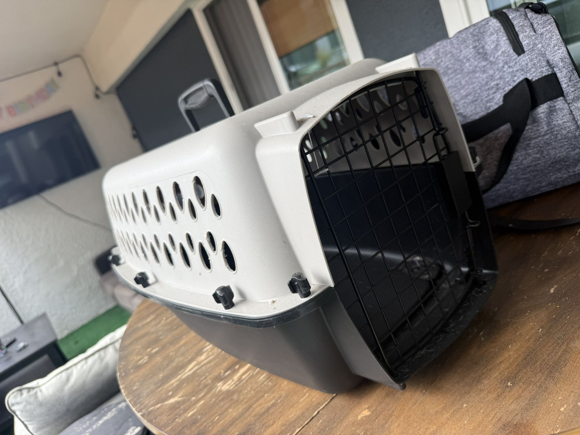 transport box for cat or dog