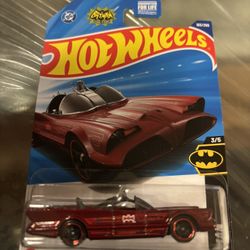 TV SERIES BATMOBILE Hot Wheels 