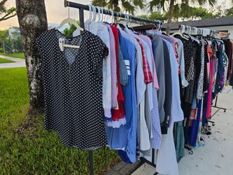 Garage Sale TODAY RIGHT NOW!!