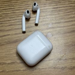 AirPods