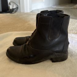 Ariat Size 1 Short Riding Boots 