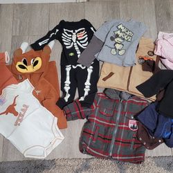 Baby boy clothes size  12 months 12 pieces