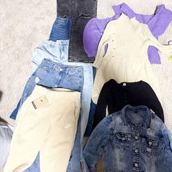 Teen Girl Clothing Bundle – Size 10–14 – Nike, Denim, Sweaters