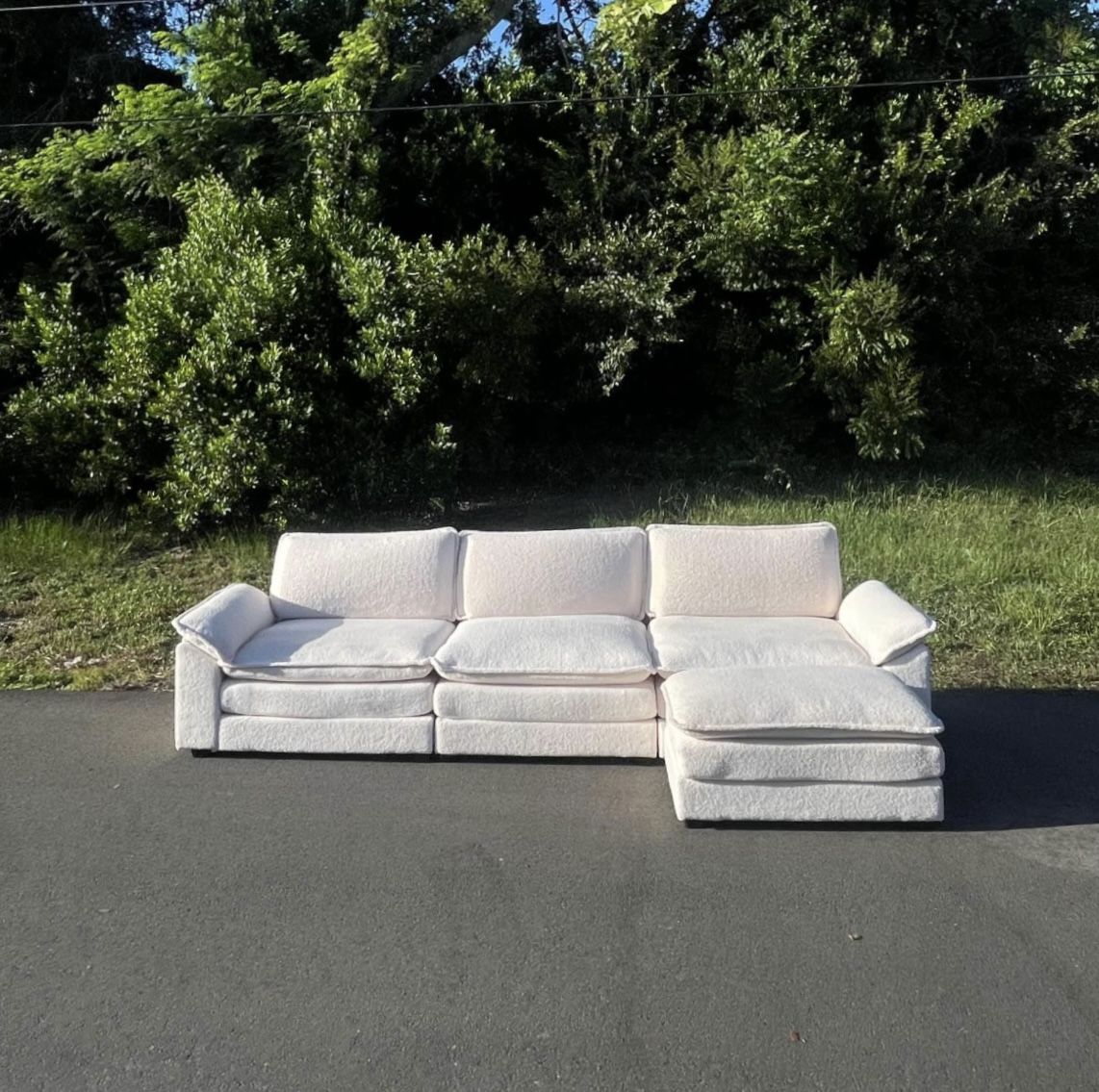 Reversible L Cloud Couch Sectional [FREE Delivery🚚]