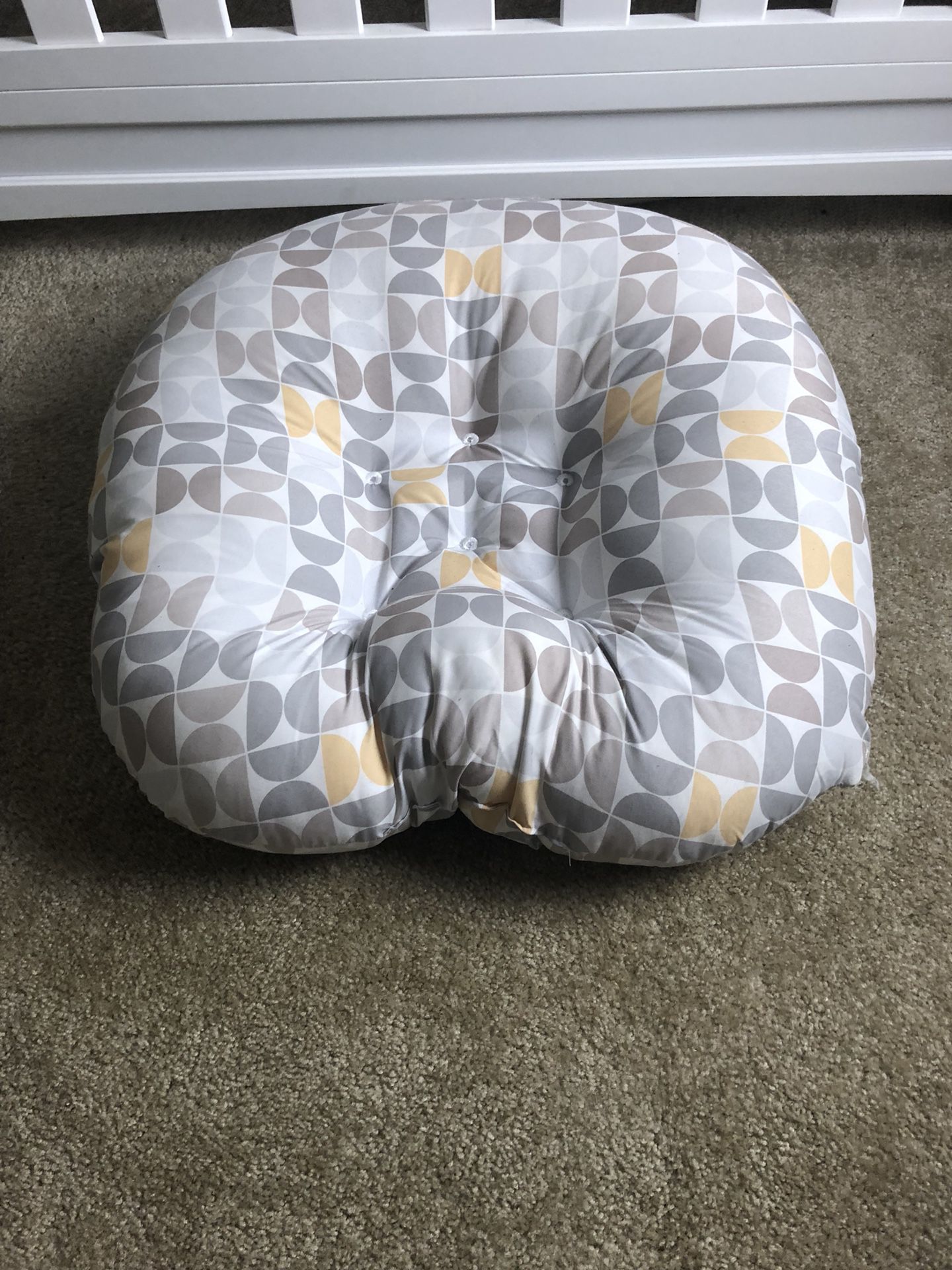 Boppy Newborn Pillow