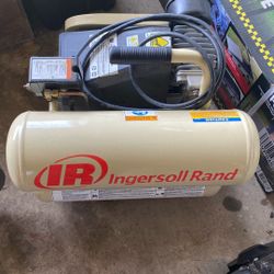 Ingersoll Rand Air Compressor Like New $200 Firm