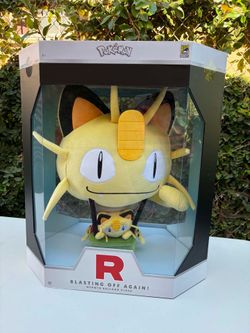Pokemon SDCC 2026 Jazwares MEOWTH HOT AIR BALLOON Plush Exclusive IN HAND.