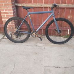Evo Mountain Bike 