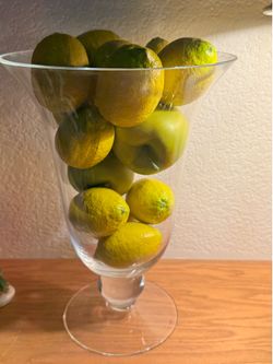 Modern large vase with lemons