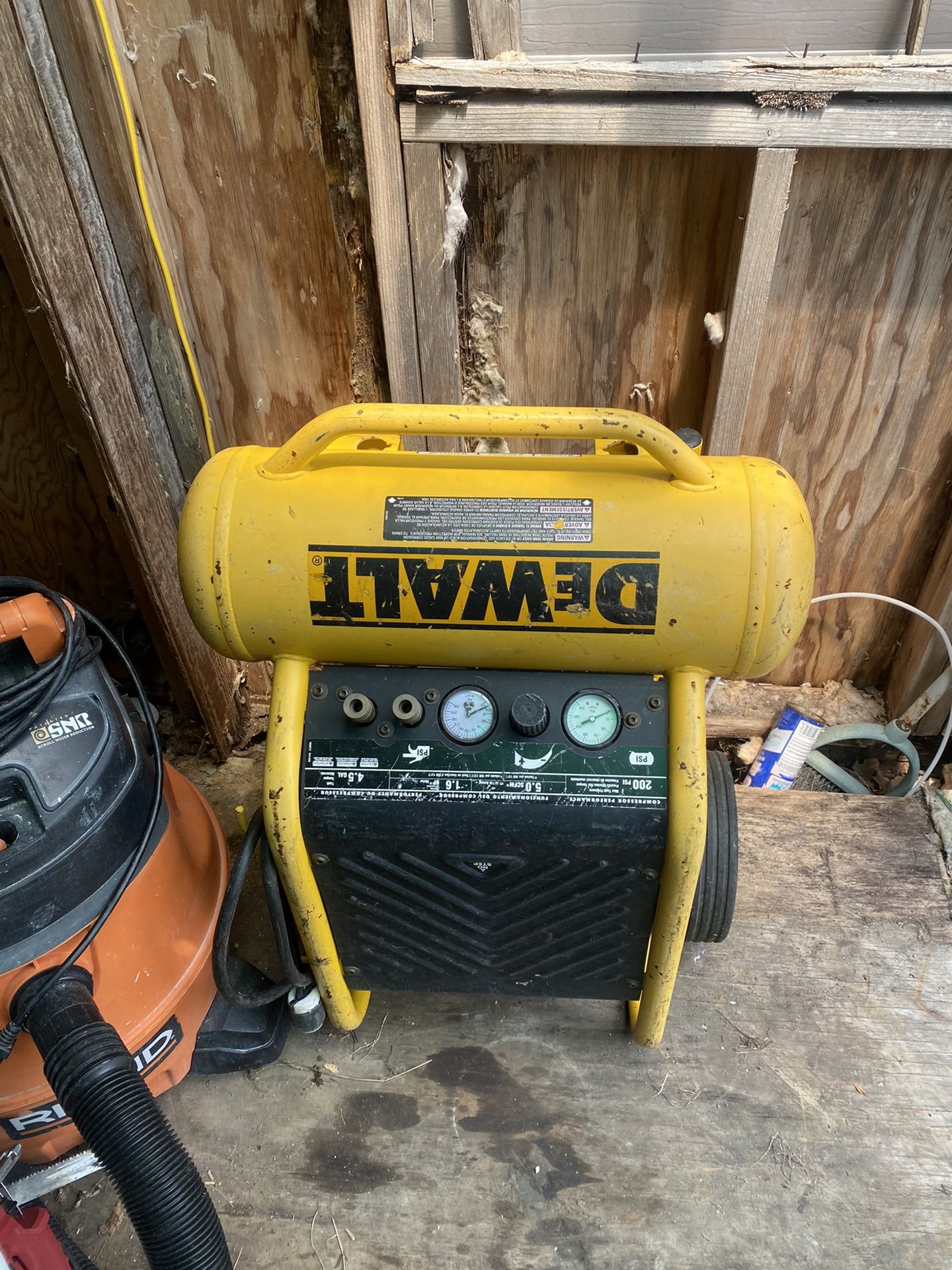 Dewalt Roofing Compressor