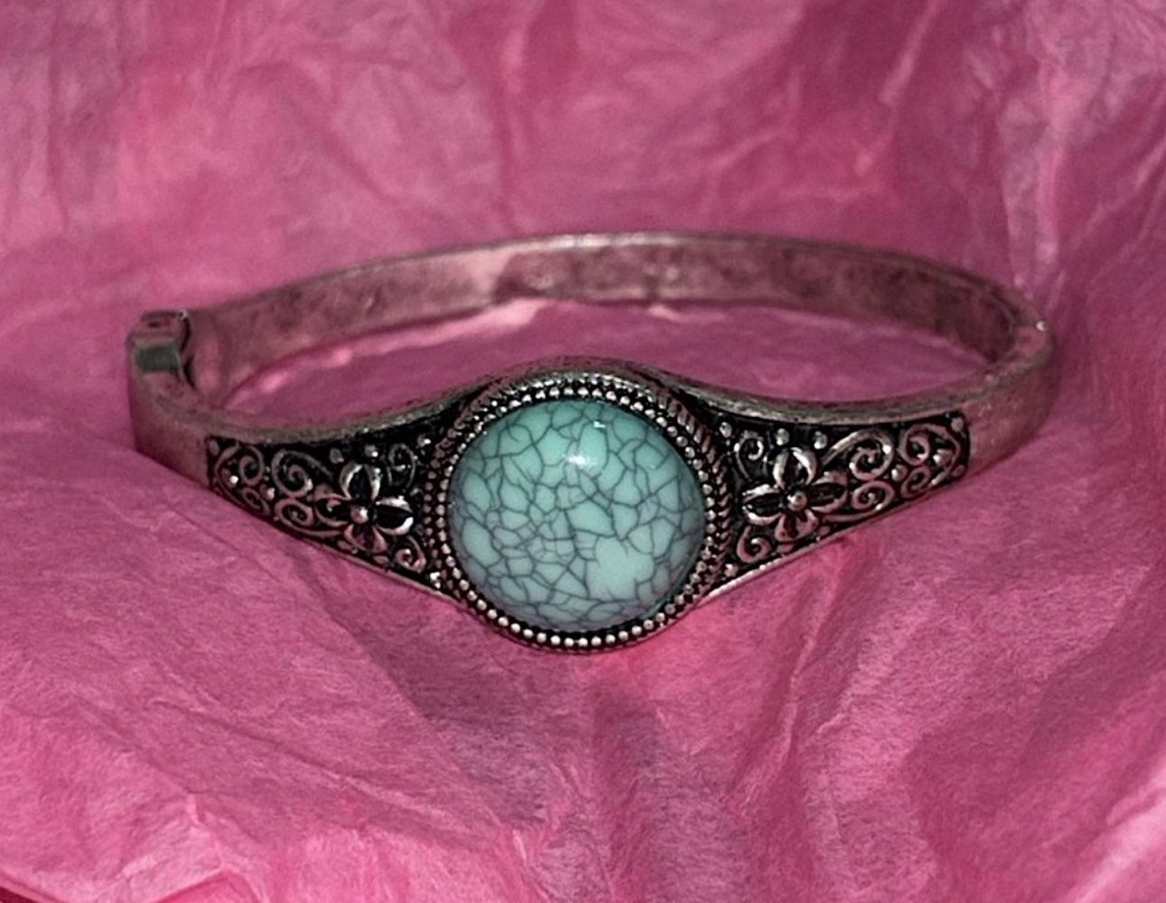 Vintage Silver Hinged Cuff with Turquoise Stone