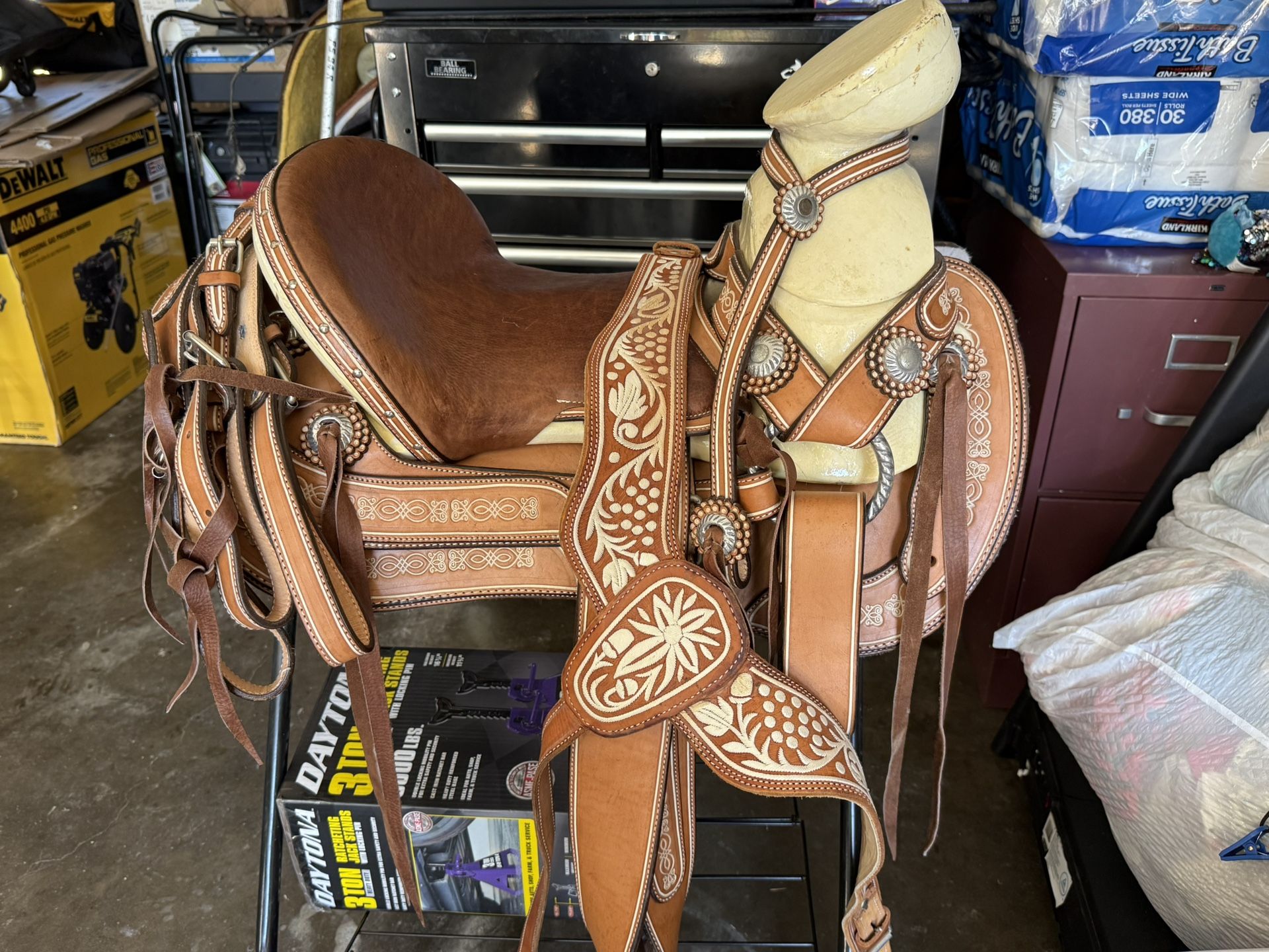 Horse Saddle 