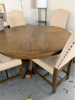 Plenty of options available @ FURNITURE LOVE ❤️ Same Day Delivery 🚚