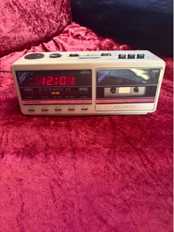Vintage SOUNDESIGN Tape Player Clock Radio WORKING Cassette