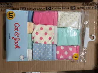 Cat & Jack Girls’ Polka Dot Briefs 8-Pack