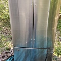 Samsung Refrigerator 