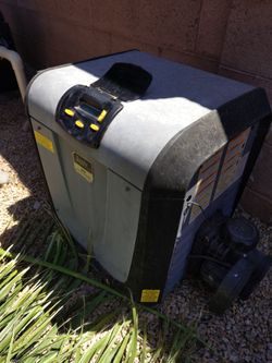 Pool spa heater