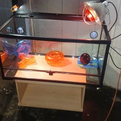 tank 3'long×1'-7"tall×1'=9"wide