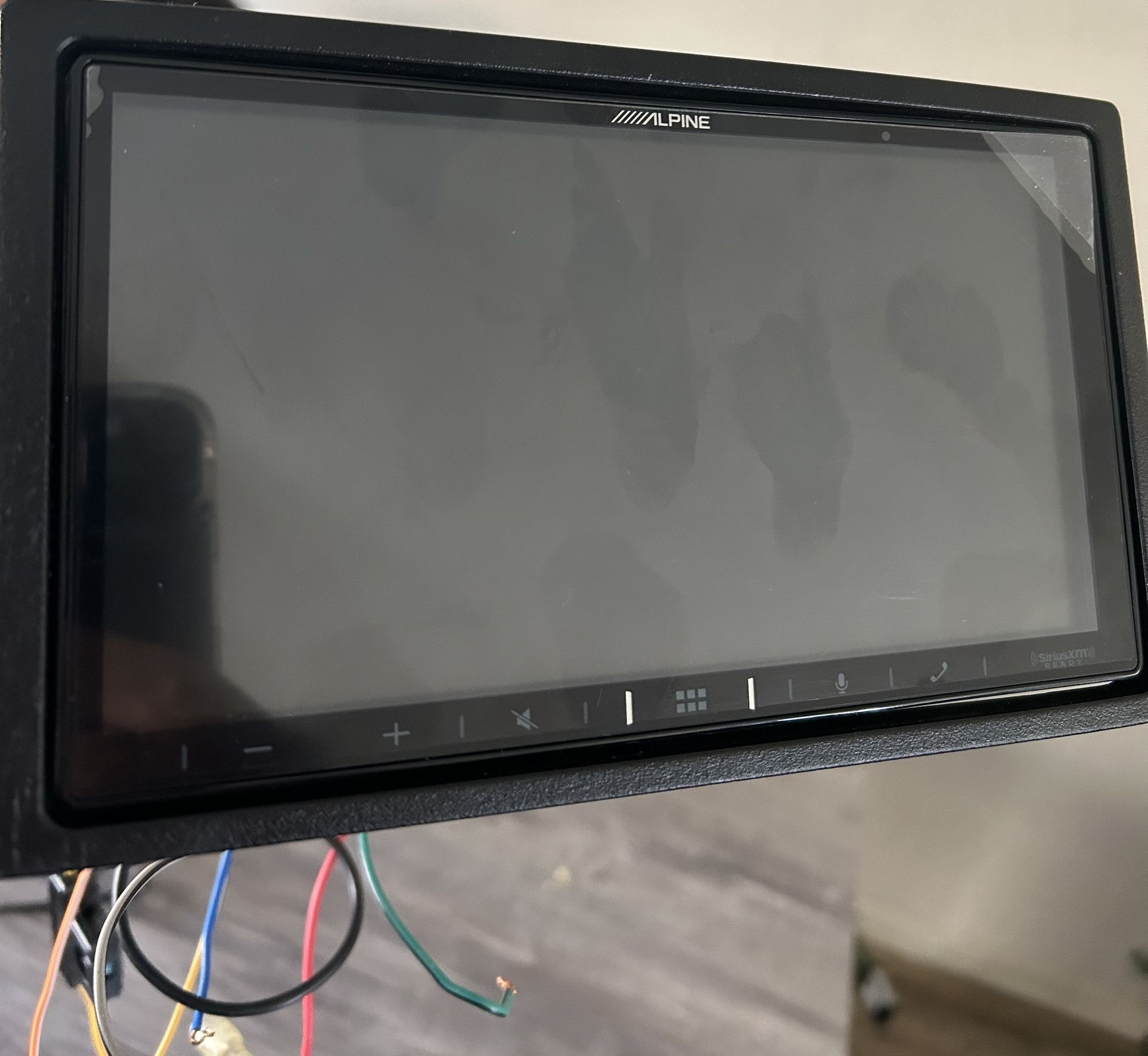 Alpine iLX-W650 Double Din 