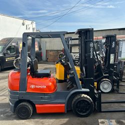 Toyota Model 6 Forklift 