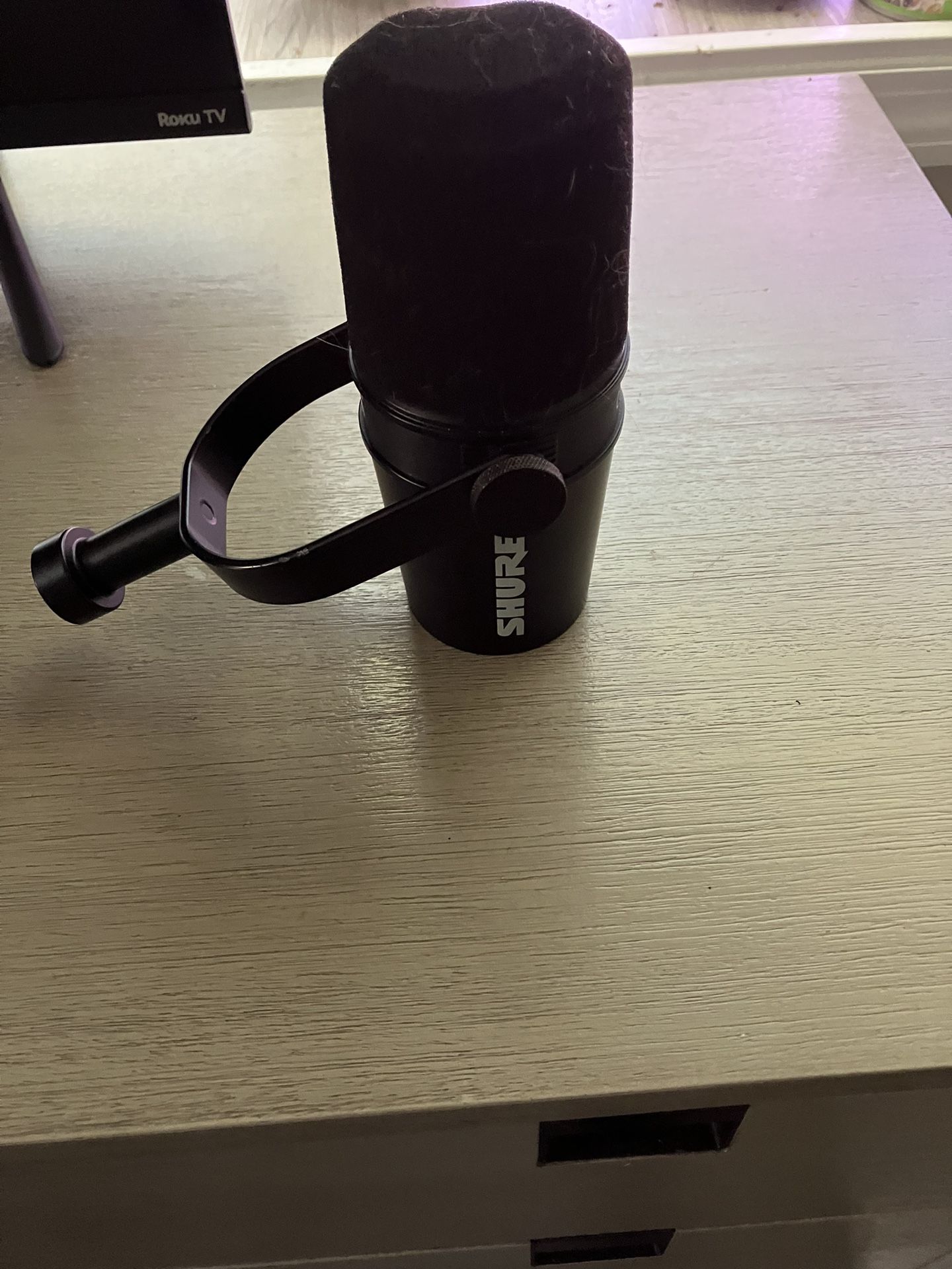 SHURE MV7X XLR Mic