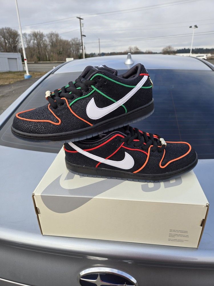 Nike Dunk Low SB Bronx Girls Skate