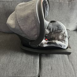 Evenflo Gray Black Car seat with Base 