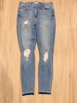 Women’s Skinny Ripped Jeans Waist 10” Length 30”