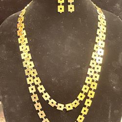 Vintage Gold Tone Necklace & Earrings Set