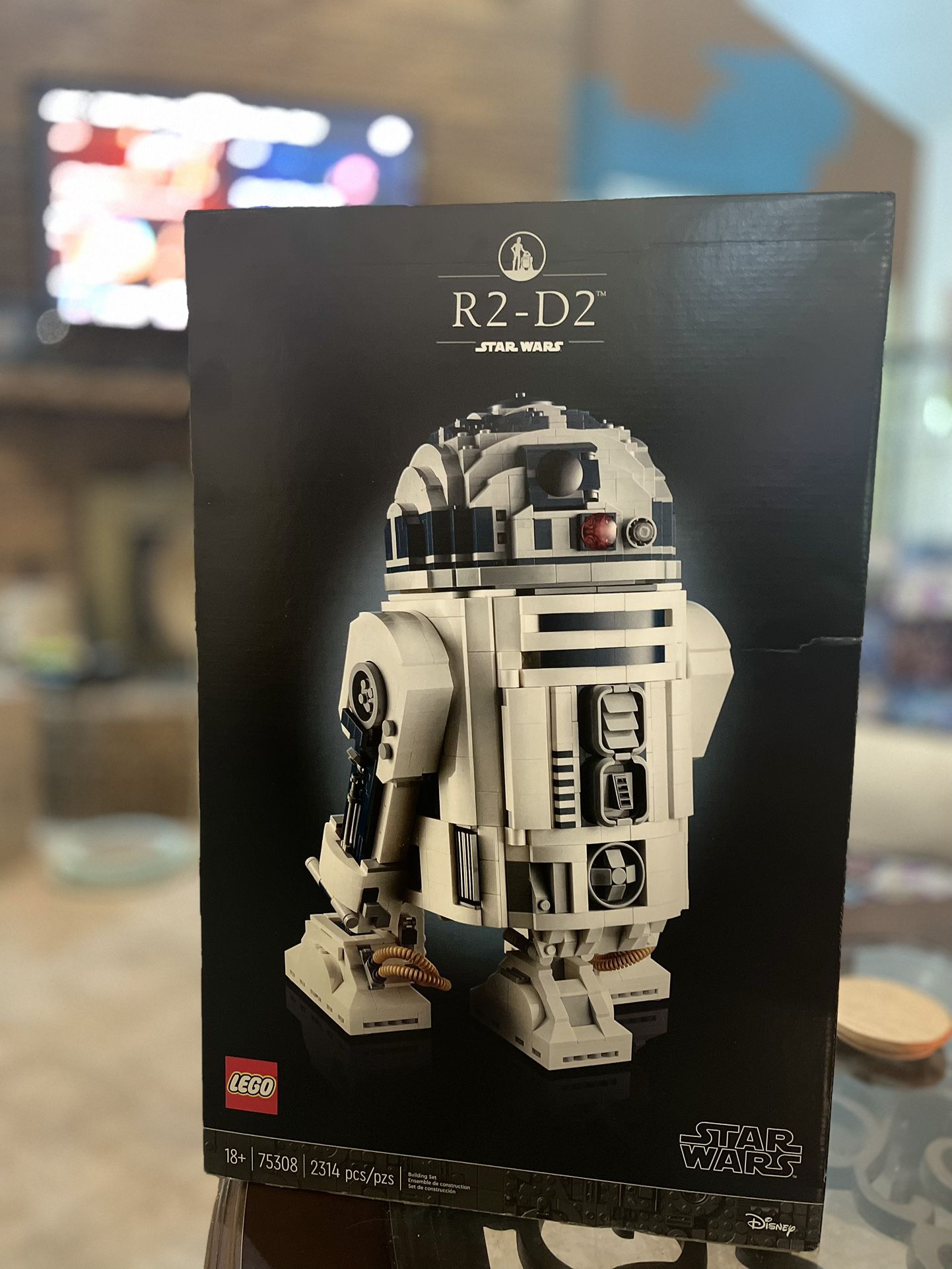 Star Wars R2-D2 LEGO Set