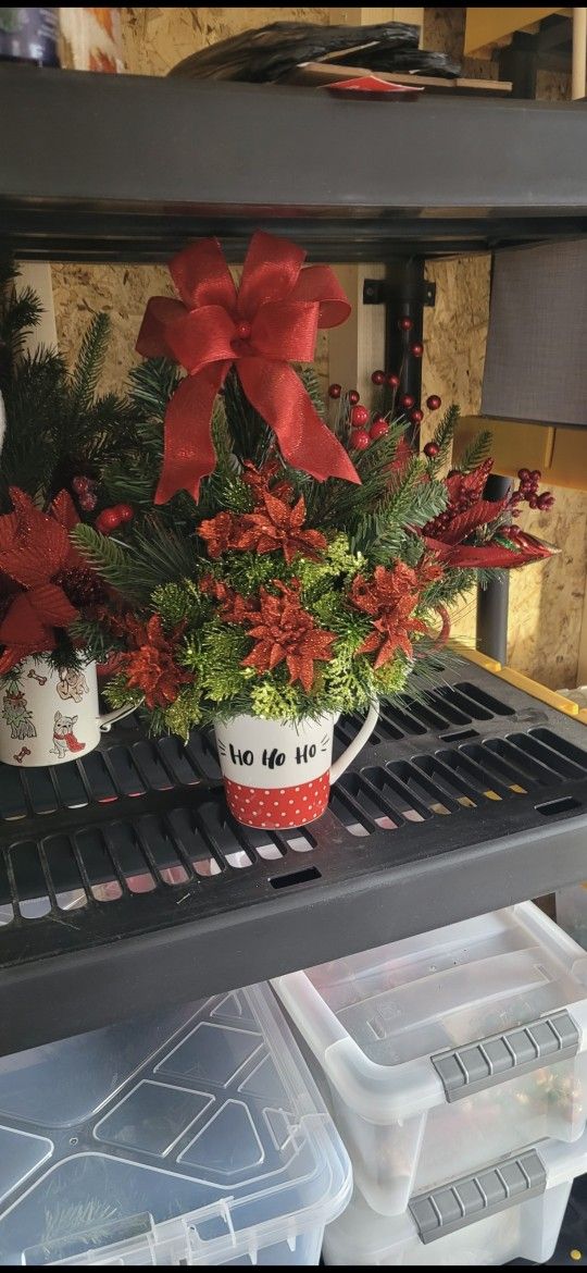 Christmas Poinsettia Artificial Floral Arrangement