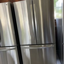 Kenmore Refrigerator 