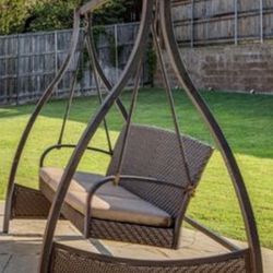 Sturdy Patio Swing 