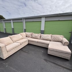 Sectional Couch 