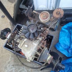 Lawn Tractor Rear End. 