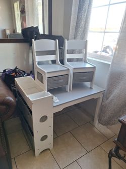 Kids Wooden Desk and Chair Set White
