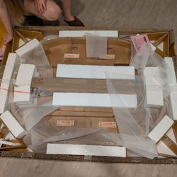 Round Extendable Dining Table Threshold NEW in box