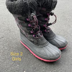 Size 2 Girls Khombu Winter Boots